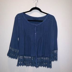 American Eagle shirt